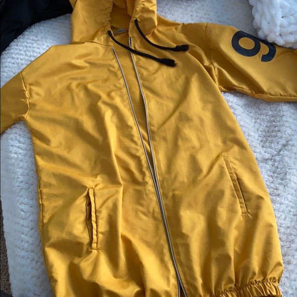 JACKET - Picture 3 of 6